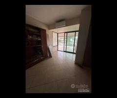 Casa semindipendente con garage ad Acireale