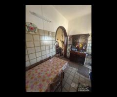 Casa singola su tre livelli a Giarre