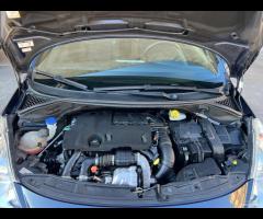 Peugeot 207 1.6 8V HDi 112CV CC Allure Cabrio - 17