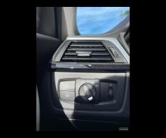 Bmw 330 330dA xDrive Touring Msport - 12