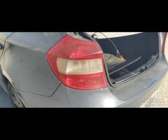 Ricambi BMW 120 2.0 D del 2005 motore 204D4 - 12