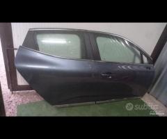 Porta sportello anteri poster renault clio 2023