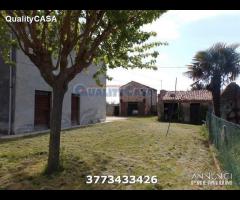 Casale con pozzo a jesi