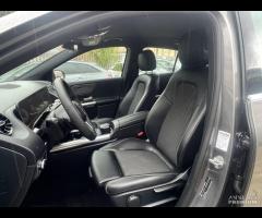 Mercedes-Benz GLA 200 - 8