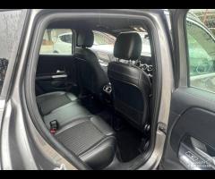 Mercedes-Benz GLA 200 - 13