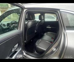 Mercedes-Benz GLA 200 - 14