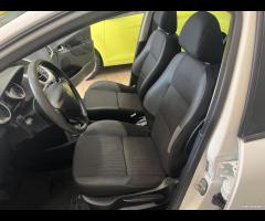 Peugeot 207 1.4 HDi 70CV 5p. 2012 - 11