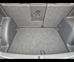 Volkswagen Golf Plus 1.6 16V FSI 5p. Sport. Ltd. E - 17