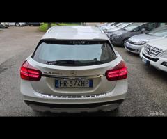 Mercedes-benz CLA 200d Automatic Premium - 8