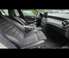 Mercedes-benz CLA 200d Automatic Premium - 13
