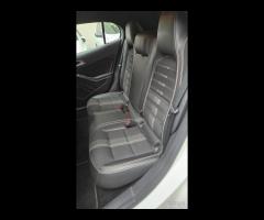 Mercedes-benz CLA 200d Automatic Premium - 19