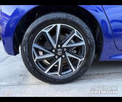 Toyota Yaris Hybrid 5 porte Lounge