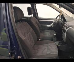 Dacia Logan sw 1.6 gpl unico prop 2010 - 13