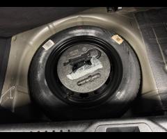 Ford Fiesta 1.5 TDCi 5 porte Plus - 24