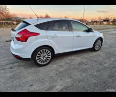 Ford Focus 1.6 TDCi 115 CV Titanium - 6