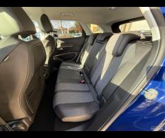 Peugeot 3008 -1.2 Benzina 130 cv-Unico Proprietari - 16