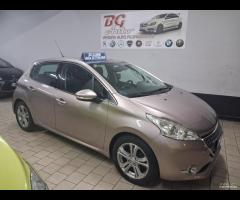 Peugeot 208 1.4 HDi 68 CV 5 porte Allure unico pro
