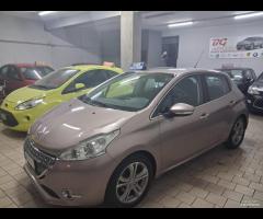 Peugeot 208 1.4 HDi 68 CV 5 porte Allure unico pro - 7