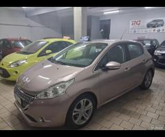 Peugeot 208 1.4 HDi 68 CV 5 porte Allure unico pro - 9