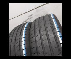 2 GOMME 205 45 17 GOODYEAR A61326