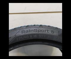 2 GOMME 225 40 18 UNIROYAL A61508 - 7