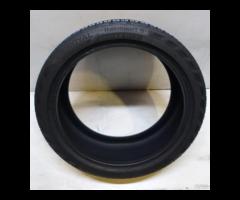 2 GOMME 225 40 18 UNIROYAL A61508 - 8