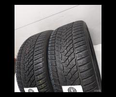2 GOMME 245 40 18 UNLOP A61541