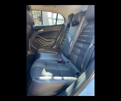 Mercedes-benz GLA 200 d Automatic Premium - 19