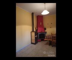 Casa singola con cortile a Piedimonte Etneo