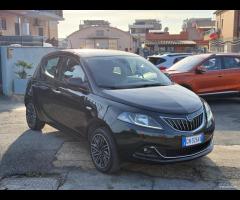 Lancia Ypsilon 1.0 FireFly 5 porte Hybrid Gold - 6