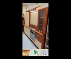 Codice: 8224 CUCINA COMPONIBILE STILE MODERNO STR