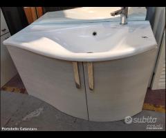 Codice: 261366 MOBILE BAGNO SOSPESO STILE MODERNO