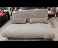 Codice: 262914 DIVANO LETTO 2 POSTI CON RIVESTIME