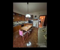 Casa singola su due livelli a Riposto / Altarello