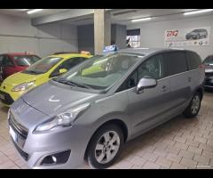 Peugeot 5008 1.6 hdi unico prop 7 posti 2015 - 9
