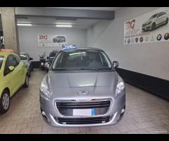 Peugeot 5008 1.6 hdi unico prop 7 posti 2015 - 11