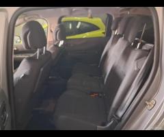 Peugeot 5008 1.6 hdi unico prop 7 posti 2015 - 13