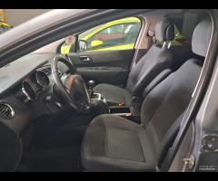 Peugeot 5008 1.6 hdi unico prop 7 posti 2015 - 19