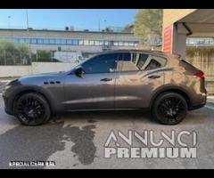 Maserati Levante V6 Diesel Granlusso Trofeo AWD - 6