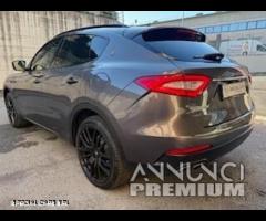 Maserati Levante V6 Diesel Granlusso Trofeo AWD - 8