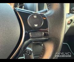 Toyota Aygo 1.0 VVT-i 72 CV 5 porte x-play - 12