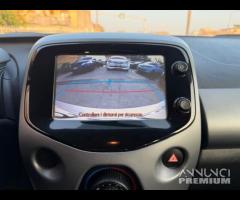 Toyota Aygo 1.0 VVT-i 72 CV 5 porte x-play - 14