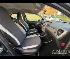 Toyota Aygo 1.0 VVT-i 72 CV 5 porte x-play - 15