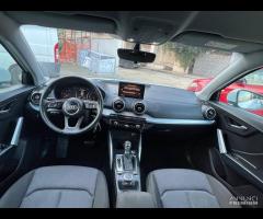 Audi Q2 TDI Stronic Identity Black - 9