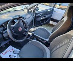 Fiat Punto 1.3 MJT II 75 CV 5 porte Lounge - 12