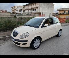 Lancia Ypsilon 1.2 Argento anno 2005