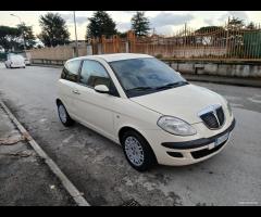 Lancia Ypsilon 1.2 Argento anno 2005