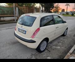 Lancia Ypsilon 1.2 Argento anno 2005