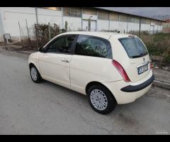 Lancia Ypsilon 1.2 Argento anno 2005 - 7