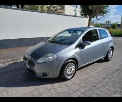 Fiat Grande Punto 1.4 Starjet 16V 3 porte Dynamic